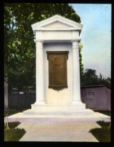 Graphic19 Box1 40 233x300